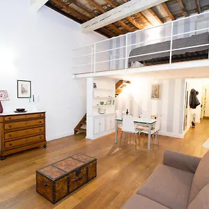 Charming Santa Croce Loft Appartamento