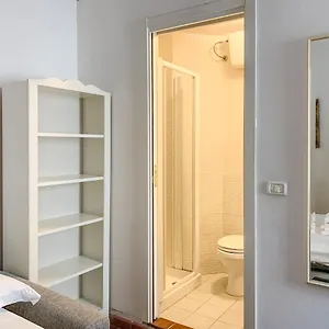 Quiet House In The Historic Heart Of - Ruote Appartamento