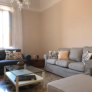  Apartment Casa Galliera Centro Italy