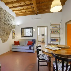  Apartamento Santa Trinita - Flo